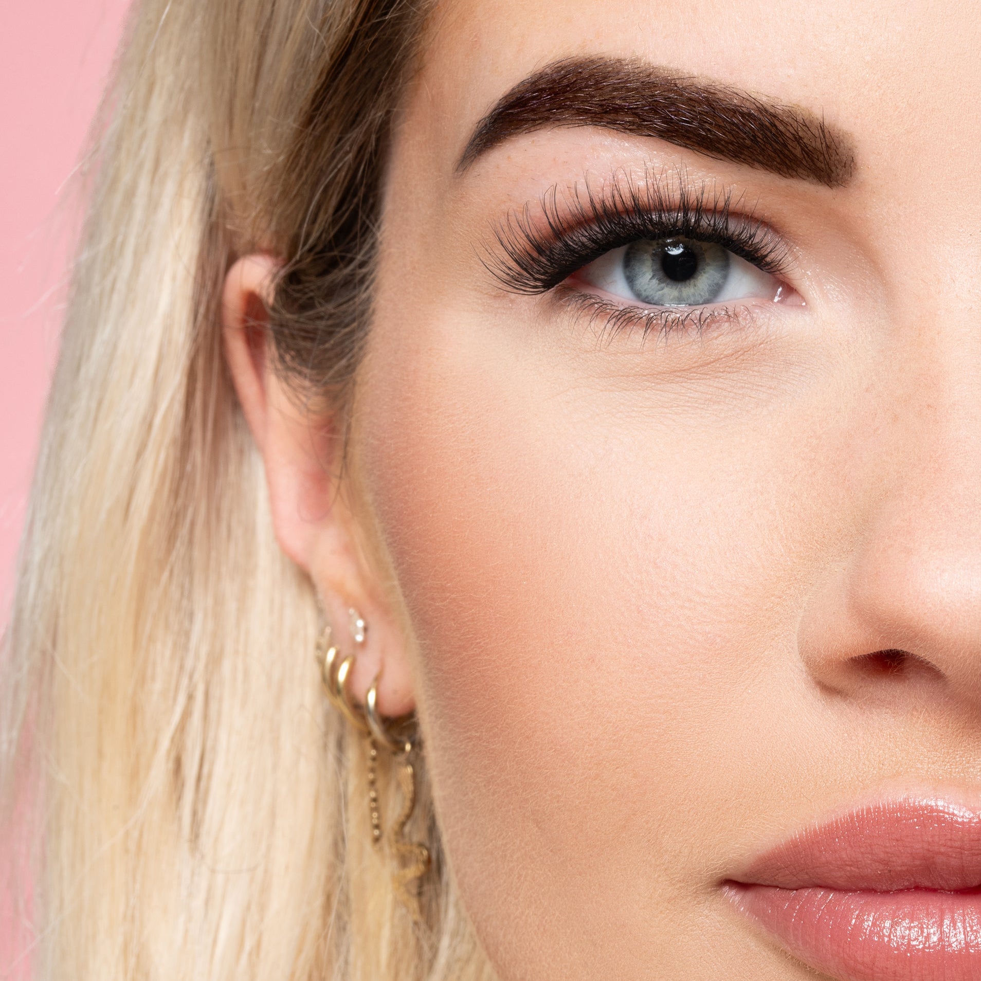 Press on lashes - Velvet Touch